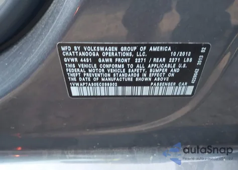 2014 Volkswagen Passat 2.5L S z USA, uszkodzony, nr VIN 1VWAP7A30EC038302